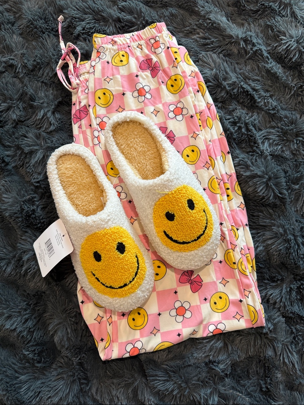 Bobbie Brooks Pink Smiley Jogger  PJ Pants with Cream Smiley Slippers Both Sz Md